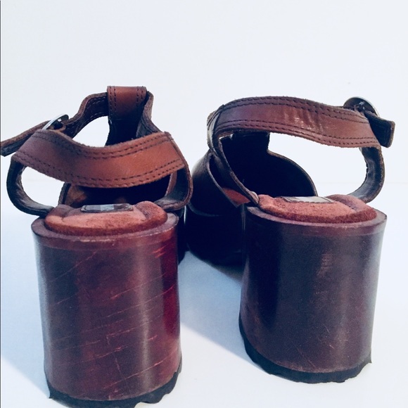 SOLD Vintage 90s Leather Platform Clogs Wood Shoes - Picture 6 of 7